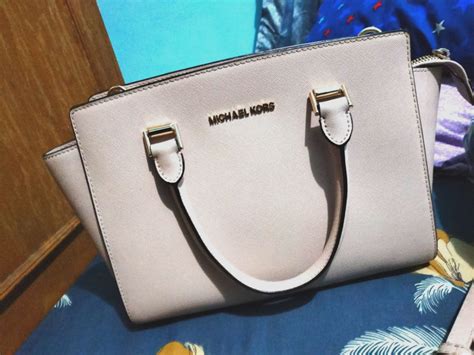 tas michael kors asli|michael kors bag black.